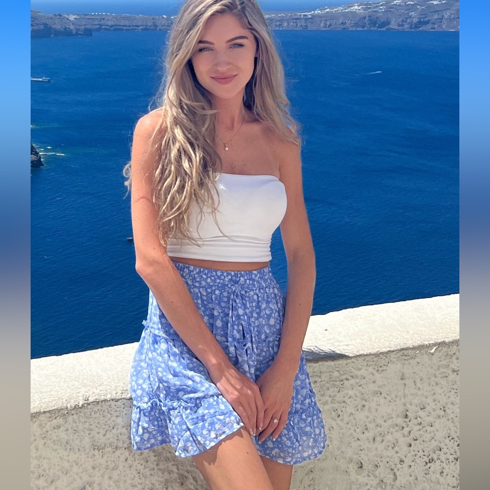 🌷Blue and white mini skirt - XS🌷